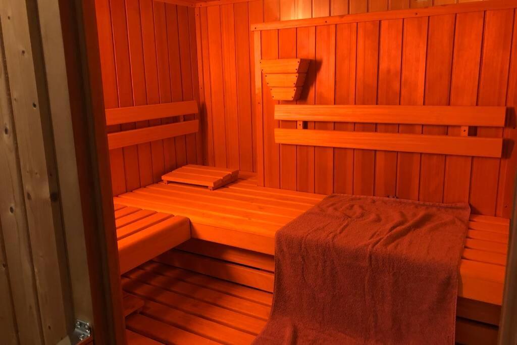 Kur-pur Eine Mit Sauna Und Garten Apartment